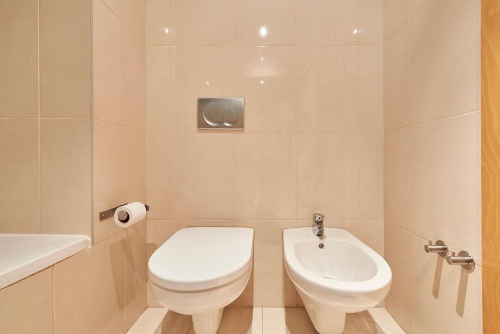 Modern Apartment In Parque Das Nacoes Lissabon Exterior foto